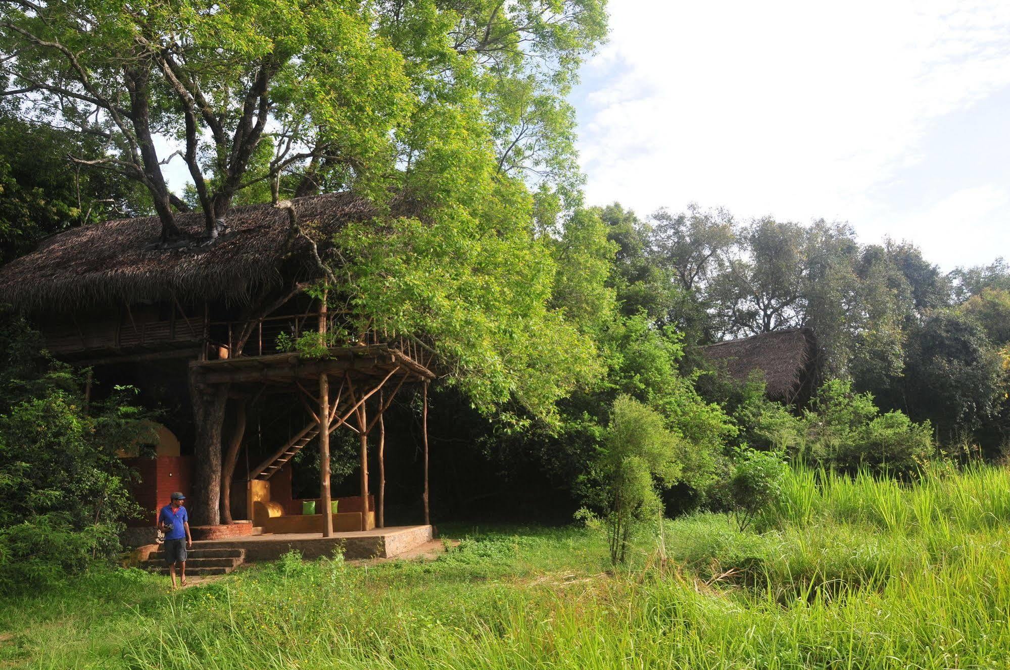Villa Back Of Beyond - Wild Haven Sigiriya Exterior foto