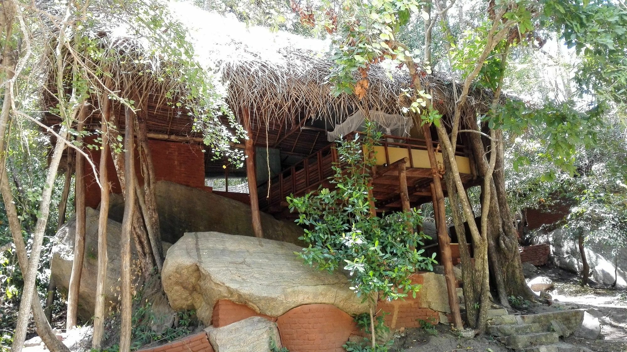 Villa Back Of Beyond - Wild Haven Sigiriya Exterior foto